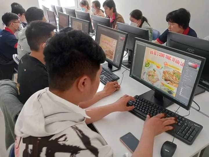 Hoạt động hợp tác đào tạo 07