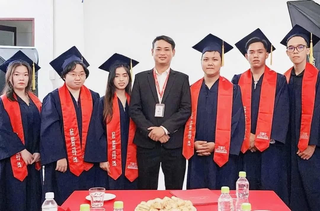 Hoạt động hợp tác đào tạo 09