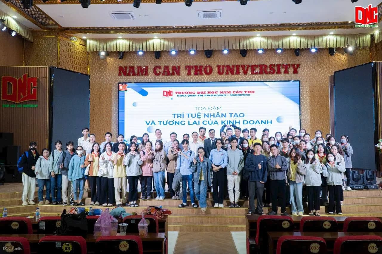 Hoạt động hợp tác đào tạo 17